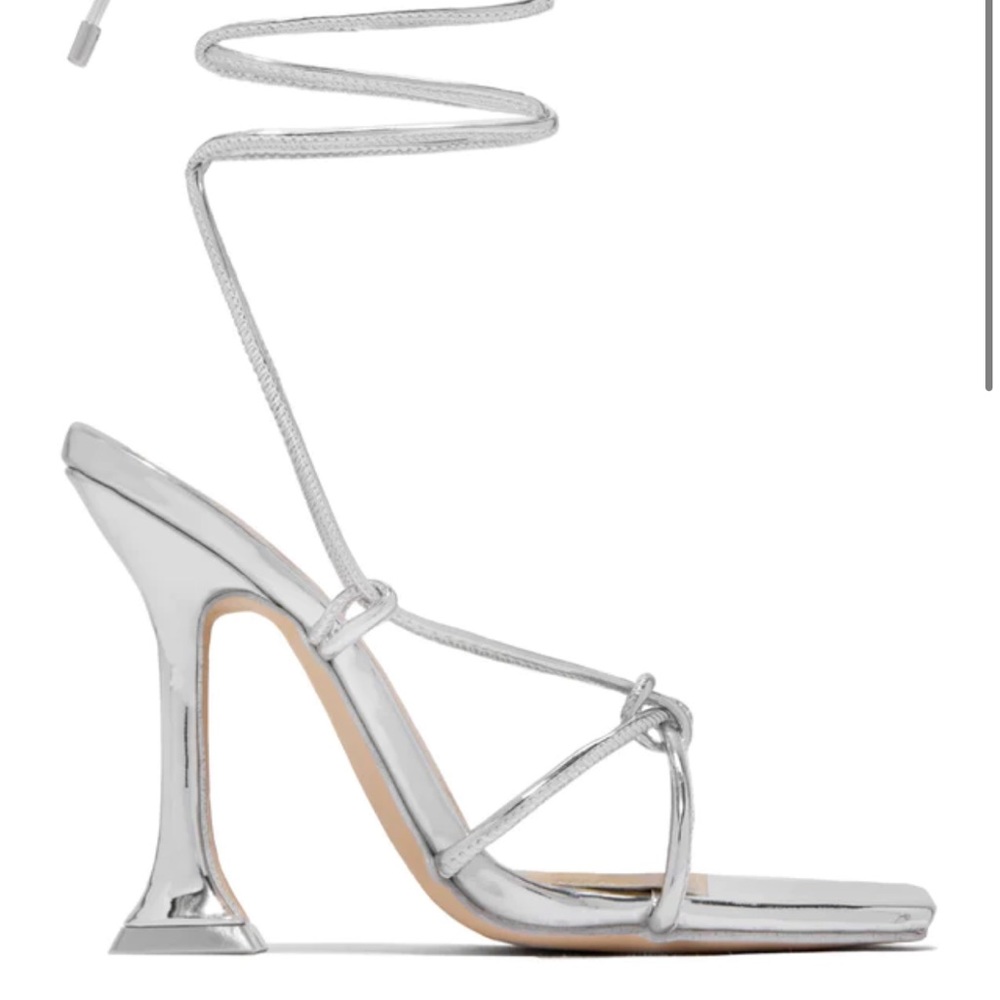 VIP BABES- SILVER (NEVER WORN)